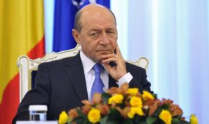 basescu-o-avertizeaza-pe-kovesi-pentru-copilas-nu-uit-840x500