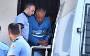 26BEE552-D93B-46B1-9CFD-18EA8BB345EC