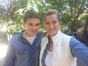 81556439-6FE6-4FF1-BAC5-0E051EFE4F15