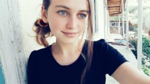 CE201BBE-DA76-4F1D-8B4B-AFB99EC984C9