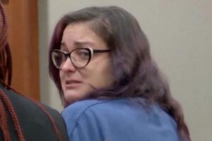 0_SDC_MDG_-Alyssa-Anne-Dayvault_11111JPG