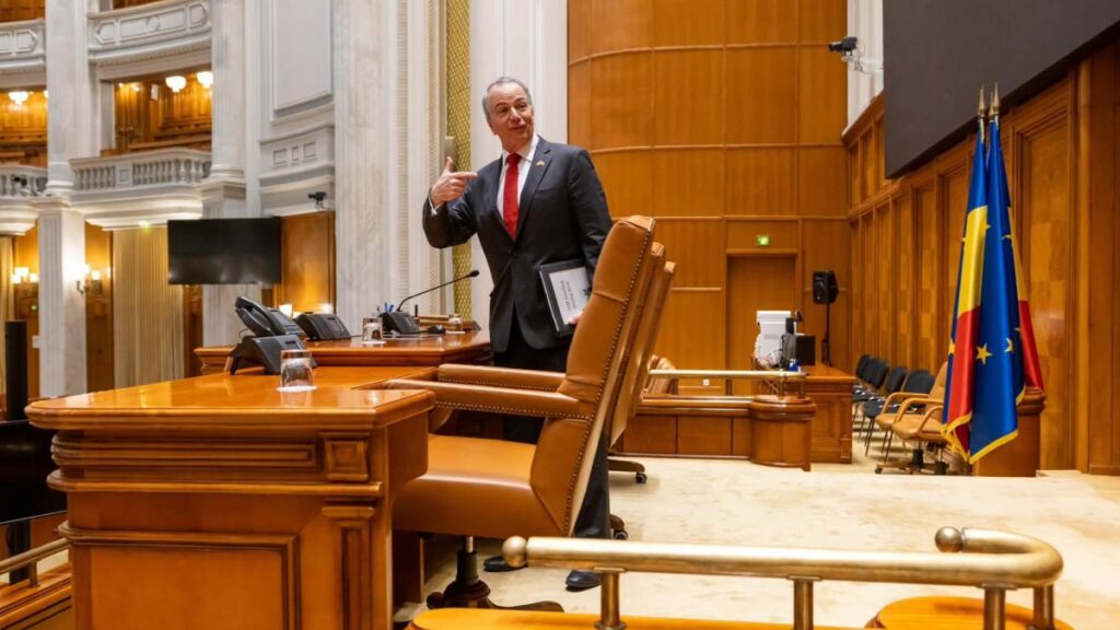 grindeanu-s-a-intalnit-cu-noul-ambasador-al-sua-in-romania-am-discutat-despre-consolidarea-cooperarii-in-securitate-si-aparare-1052281