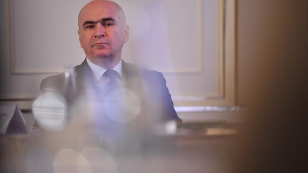 bolojan-l-a-felicitat-pe-peter-magyar-pentru-victoria-obtinuta-la-alegerile-parlamentare-5396493