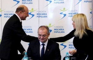 Traian Băsescu se vrea LIDER al opoziţiei, dar REFUZĂ să se înscrie în PMP. Cum a motivat decizia