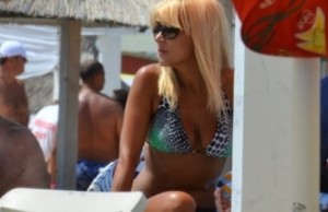 Elena Udrea a petrecut cu iubitul în club, la Mamaia