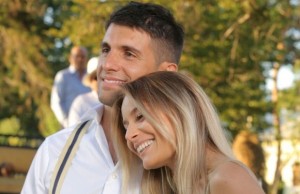 Laura Cosoi s-a măritat, dar de stres nu a scăpat