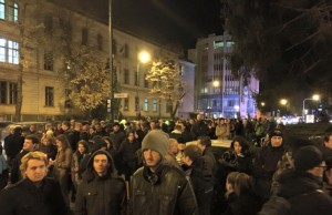 Protestul „Corupţia ucide” se extinde şi în alte oraşe din România