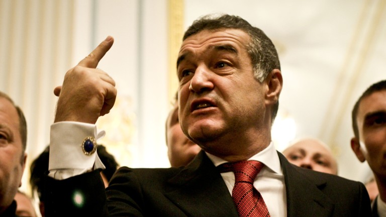 Gigi Becali a vorbit despre posibilul divort de Alina Vidican: „Mi-a zis: Nasule, eu pe fina ta…”