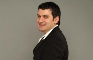 Se întâmplă minuni și în lumea manelelor! Adi de la Vâlcea a stins fără apel scandalul cu Marian Nistor