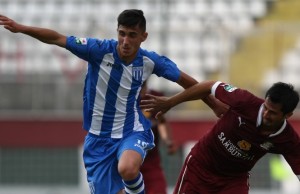 Și Steaua se refuză, nu-i așa? Andrei Ivan, cel mai vânat jucător de la CSU Craiova, a respins oferta ”roș-albaștrilor”: ”Nu merg nicăieri!”. Visează la Espanyol Barcelona. Campioana a anunțat transferul germanului Timo Gebhart, care urmează să ajungă astăzi în cantonamantul din Turcia