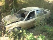 Un craiovean s-a omorât intrând cu mașina într-un copac