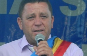 Vânătorul care l-a împuşcat mortal pe primarul din Tătuleşti, pus sub control judiciar