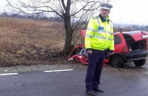 Un mort şi trei răniţi, într-un accident rutier în comuna Peştişani din Gorj