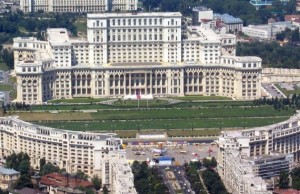 Ele au devenit mămici în Casa Poporului. Doamnele din politica de la noi au adus pe lume, în mare parte, băieți