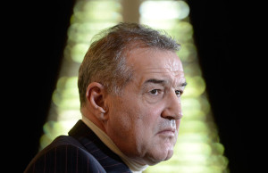 Şefii lui CS U, enervaţi de discuţia pe care Becali a avut-o cu tatăl lui Ivan