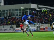 Alb-albaştrii luptă, conducerea îi „faultează”