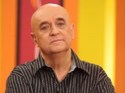 Benone Sinulescu, în lacrimi la 60 de ani de carieră: „Numai Dumnezeu ştie când să-ţi pună frână!”