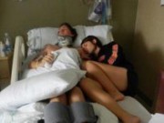 A refuzat să-şi deconecteze soţul de la aparate, deşi era de 3 ani în comă.Apoi l-a auzit spunând…