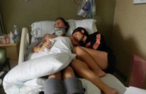 A refuzat să-şi deconecteze soţul de la aparate, deşi era de 3 ani în comă.Apoi l-a auzit spunând…