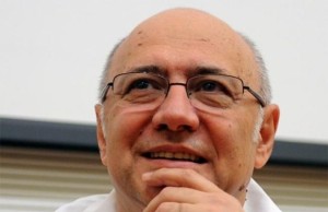 Pus sub urmarire penala, medicul Irinel Popescu detine o avere colosala!