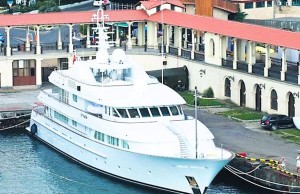 Mircea Lucescu a semnat pe iaht acordul cu Zenit! Încă doi români vor veni la noua echipă a lui „Il Luce”