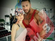 S-a săturat să fie soția înșelată, așa că și-a tras un amant! Scandal în lumea muzicii