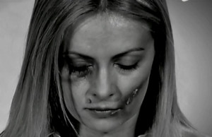 Simona Gherghe, mărturisiri CUTREMURĂTOARE pe blog: „Am fost bătută cu scândura, cu pumnul, am făcut spasmul plânsului”