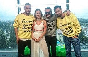Alexandra Stan, cu sfârcurile la vedere, într-o rochie mult prea transparentă