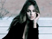 Milionarului bucureştean care ar fi dat orice pentru MĂDĂLINA GHENEA i s-a îndeplinit visul! După ce a spus că şi-ar da un rinichi pentru ea, acum…