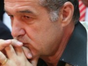 George Becali este audiat de procurorii DNA în dosarul privind cărţile scrise de deţinuţi