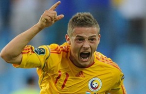 O vedetă de la noi, decisă să îi motiveze pe tricolori cum știe ea mai bine: ”Torje, dacă nu marchezi cu Elveția, te voi călca în picioare