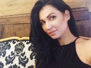 Nicoleta Luciu a dezvăluit amestecul care o ajută să scape de TENUL GRAS şi acneea care i-a dat bătăi de cap mult timp! Le aveai în bucătărie, dar nu ştiai ce MINUNI fac