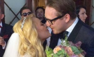 12-13-vedete-4-whatsup