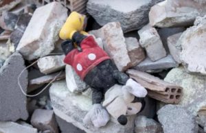 Cutremurul din Italia: O fetita si-a salvat sora cu pretul vietii