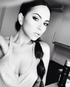 media_147203053900304800