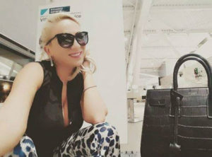 rocsanamarcuspynewsavionaeroportvacantazidenastere