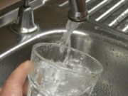 Argeș: Rețeaua de alimentare cu apă din Corbi, infestată cu E.coli. Apă nepotabilă în alte 4 zone