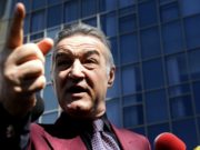 Gigi Becali taie în carne vie! Bătut de turci, patronul Stelei dă afară o vedetă!