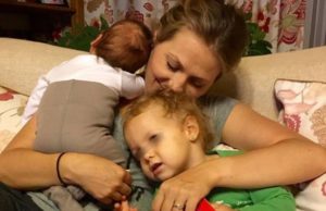 Ce familie frumoasă! Imagine emoţionantă cu Mirela Boureanu Vaida şi cei doi copii!