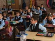 Un parlamentar propune ca elevii să meargă la școală și în weekend