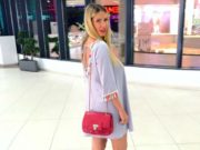 Andreea Bănică a dezvăluit când va naşte! Deşi mai are puţin până când va deveni mamă, vedeta îşi pune sarcina în pericol