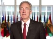 Reacții după ce ambasadorul SUA s-a fotografiat cu steagul secuiesc. Funar: „Maghiarilor cărora nu le convine în România să plece!” Diaconu: „Situația e jignitoare la adresa românilor”