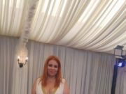 Oana Roman, apariţie răvăşitoare, într-o rochie scurtă şi cu un decolteu ameţitor! Cât de bine arată după ce a slăbit spectaculos