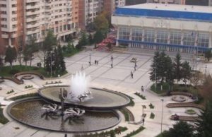 Un primar din România caută locuitori pentru a repopula orașul. Ce le oferă celor care vor să se mute