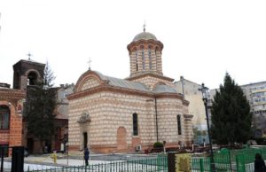 Atac cu cuțitul într-o biserică din București