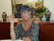 Secretul bijuteriilor pe care le poartă la gât Matilda Pascal-Cojocărița