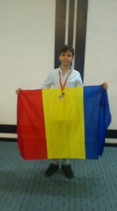 media_147350411756438100