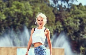 Andreea Bălan se antrenează din greu! Ce i s-a întâmplat în sala de repetiţii