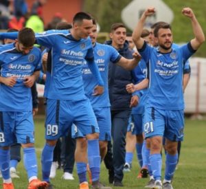 5CEFD720-0C45-45FC-8212-E00B78A701BC