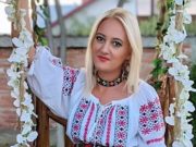 Exclusiv: Interviu cu interpreta de muzică populară si usoara Izabela Parvuletu